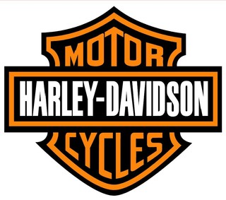 Kim Koum achète Harley-Davidson